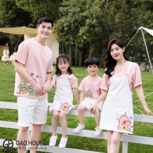 Áo váy gia đình khủng long màu hồng nhẹ dịu