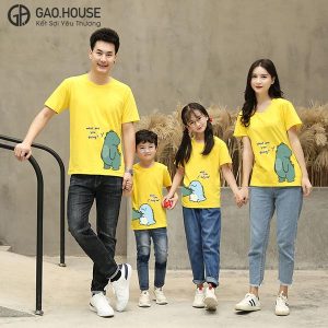 Áo gia đình khủng long màu vàng