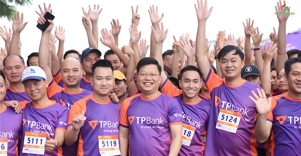 Áo đồng phục TPBank giải chạy