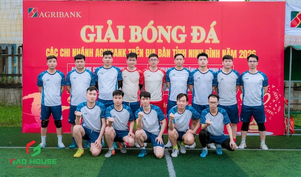Áo thể thao đồng phục team building