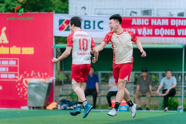 Áo thun đồng phục teambuilding 