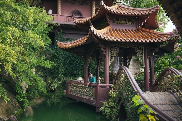biển cổ thạch đá 7 màu