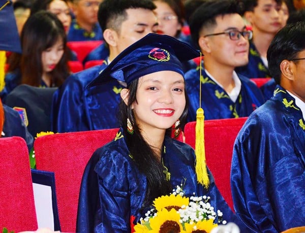 Đồng phục Đại học Hàng Hải Việt Nam