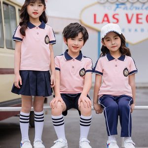 Áo đồng phục mầm non màu hồng phối cầu vai màu xanh than GUM1970054