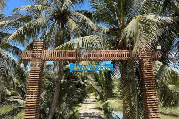du lịch sinh thái chín sông