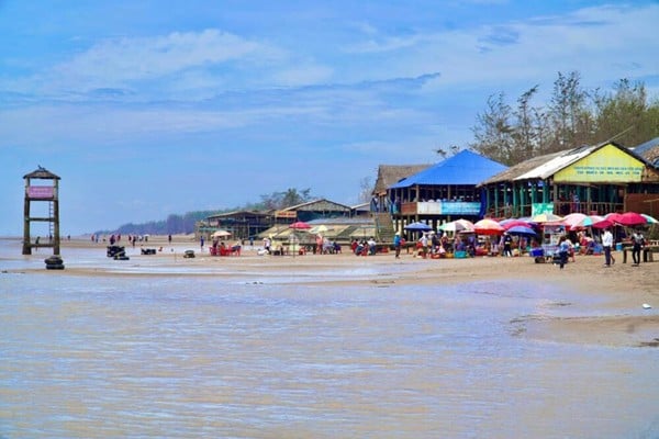 Khu du lịch biển Thạnh Phú