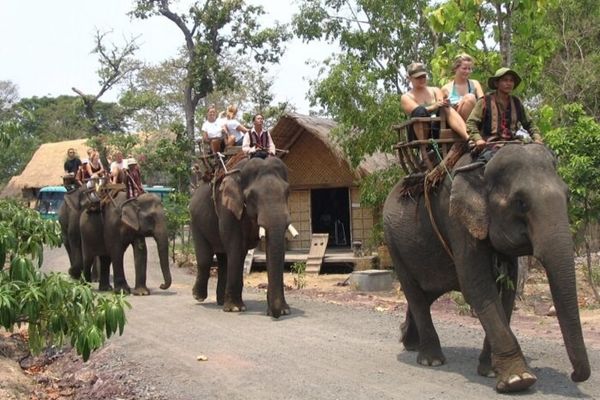 khu du lịch buôn đôn giá vé
