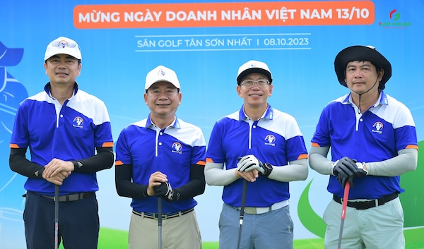 Quy định đồng phục Sacombank
