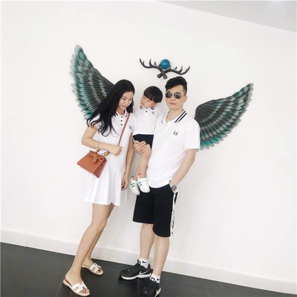 top 5 mau vay ao gia dinh di du tiec