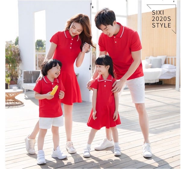 đồng phục áo váy gia đình màu đỏ