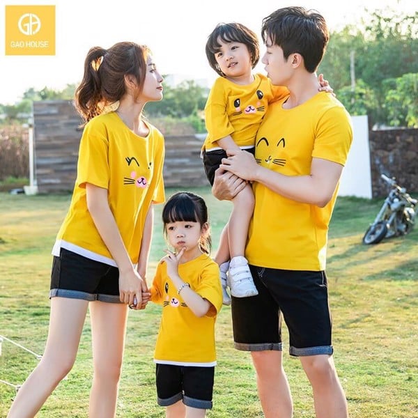 áo gia đình mùa hè màu vàng