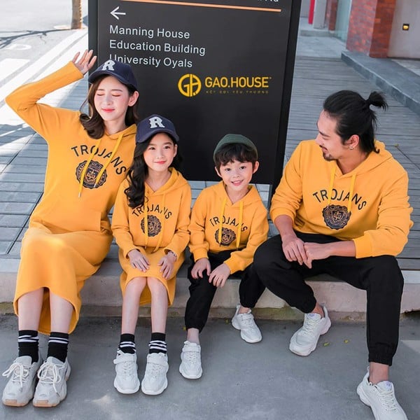 Áo hoodie đồng phục gia đình màu vàng