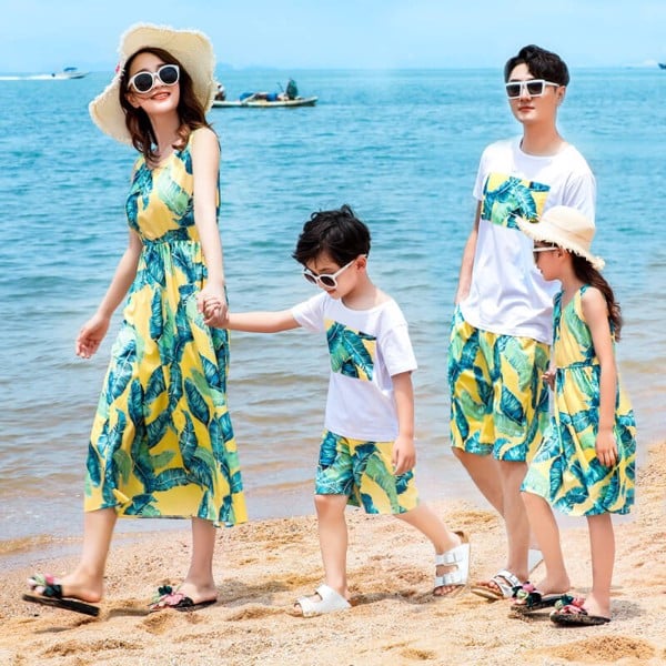 Top 5 kiểu Váy đầm đi biển đẹp cho người có chiều cao từ 1m5-1m6
