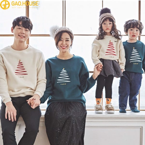 Áo gia đình swearter : Gợi ý trang phục số 1 cho gia đình bạn mùa thu - đông