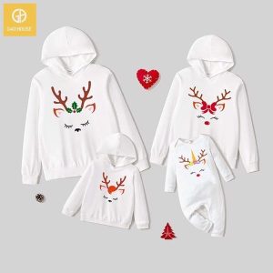 Áo hoodie gia đình Noel in hình phác họa Tuần lộc cho bố, mẹ và bé GF1824109