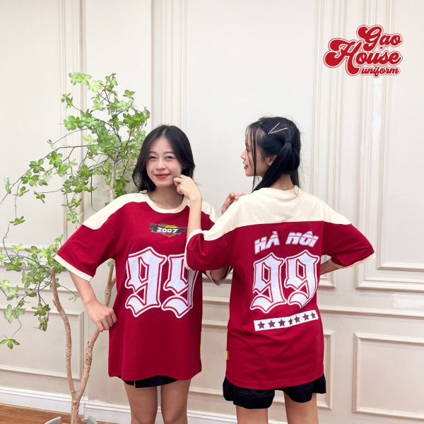 Áo lớp màu đỏ