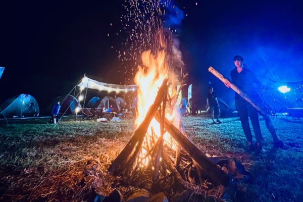 hồ đồng đò cắm trại