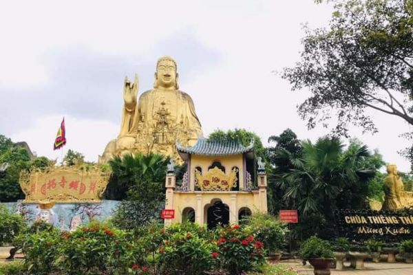 Khu du lịch hồ Núi Cốc