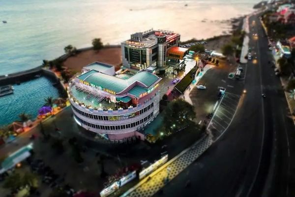 bến tàu khách khu du lịch hồ mây