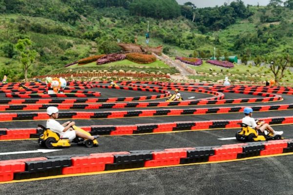 Khu du lịch Rừng Thông Núi Voi