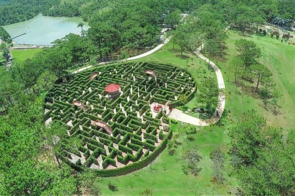 Khu du lịch Rừng Thông Núi Voi