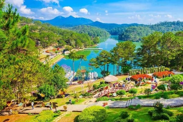 thác bảo đại hồ tuyền lâm