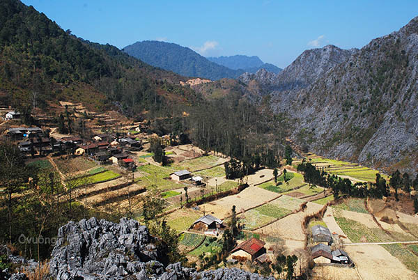 Du lịch thung lũng Sùng Lả