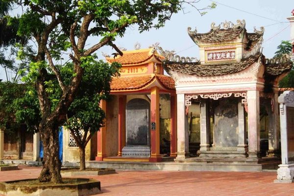 chùa sùng khánh đẹp