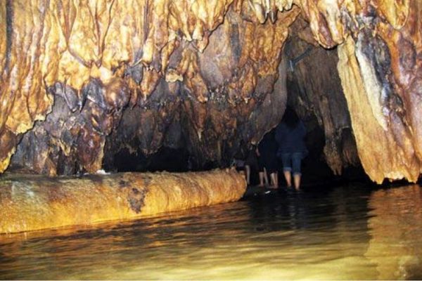 hồ thác bà ở tỉnh nào