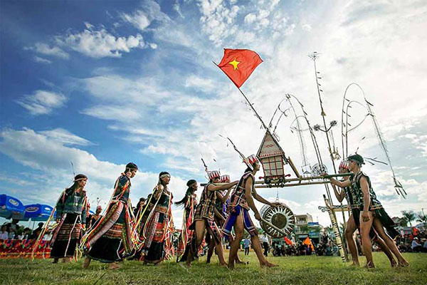 Tìm hiểu văn hóa, lễ hội độc đáo của người dân tộc 