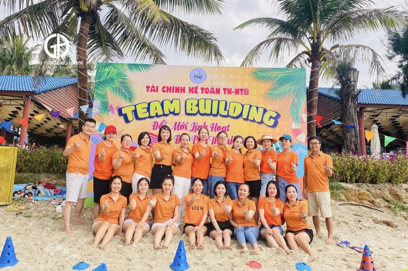 Áo nhóm đẹp teambuilding bãi lữ