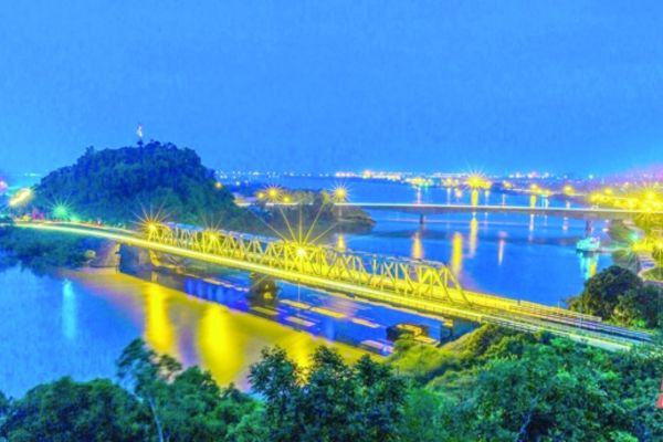 Cầu Hàm Rồng
