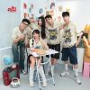 Mẫu áo lớp vàng phối be in 3d