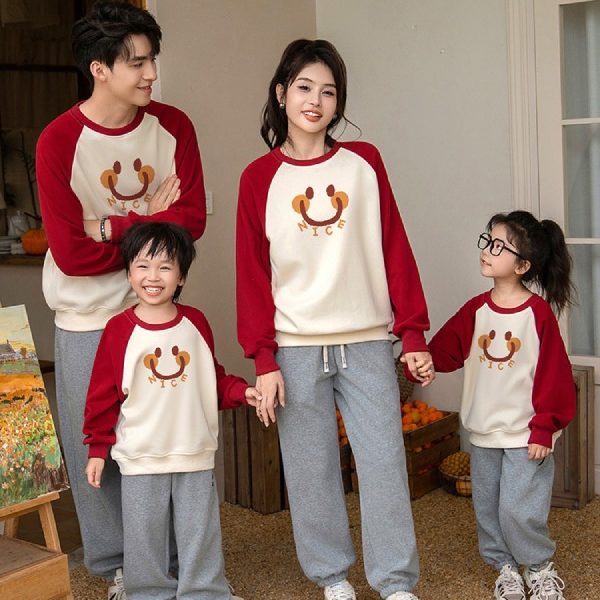 Đồng phục gia đình mùa đông