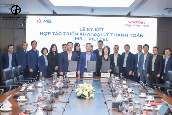 Áo đồng phục MBbank