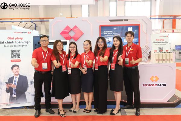 Đồng phục Techcombank