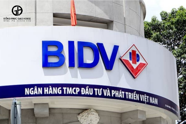 may đồng phục bidv