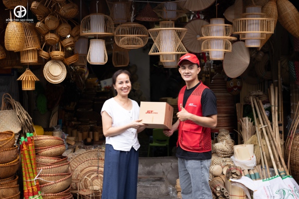 áo gile đồng phục j&t