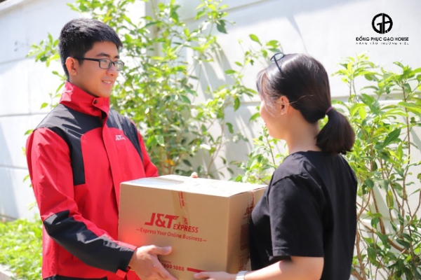 áo khoác đồng phục j&t cao cấp