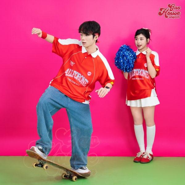 áo lớp màu đỏ G-Bling