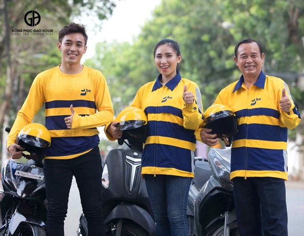 đồng phục be cổ tròn tay dài