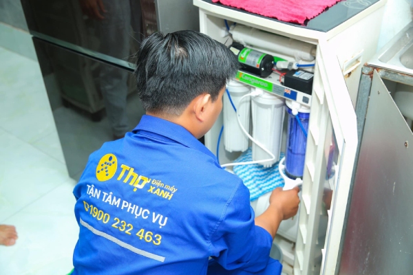 đồng phục nhân viên lắp đặt điện máy xanh