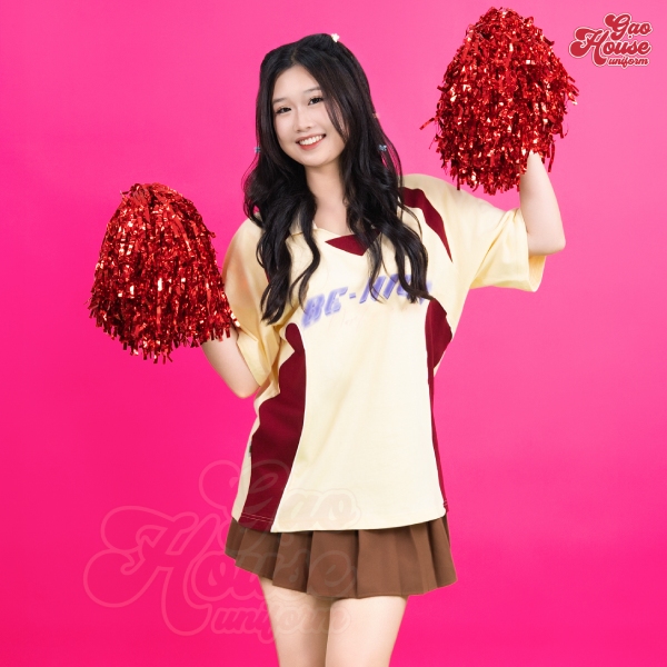 in áo lớp thể thao màu vàng pastel