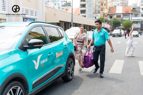 in thêu vi tính đồng phục xanh sm