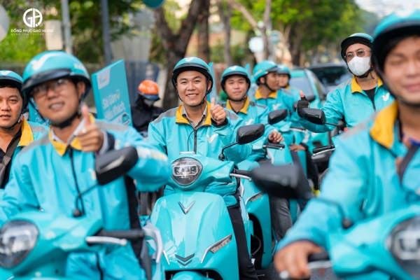 màu sắc đồng phục tài xế xanh sm