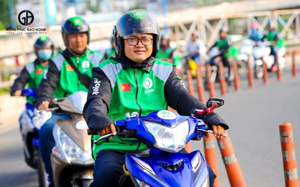 may đồng phục gojek