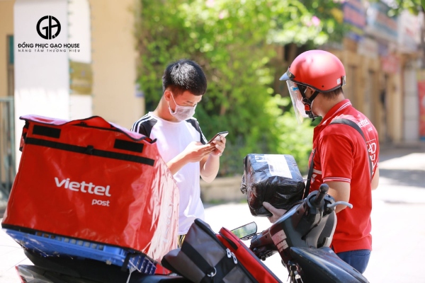 vải cotton may đồng phục viettel post