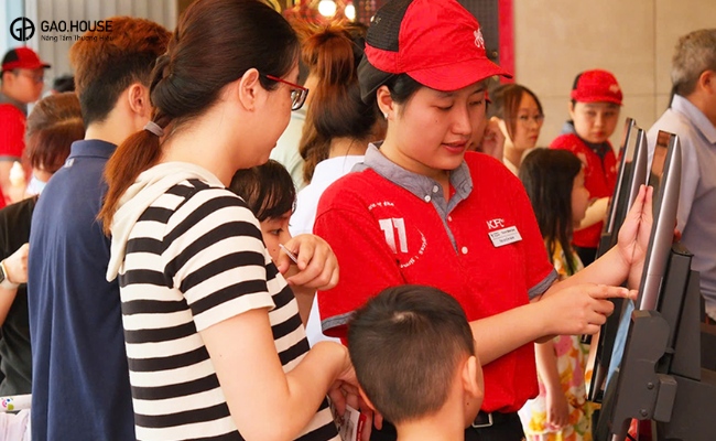 áo đồng phục đẹp kfc