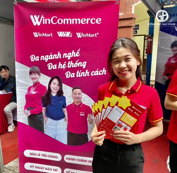 áo đồng phục winmart