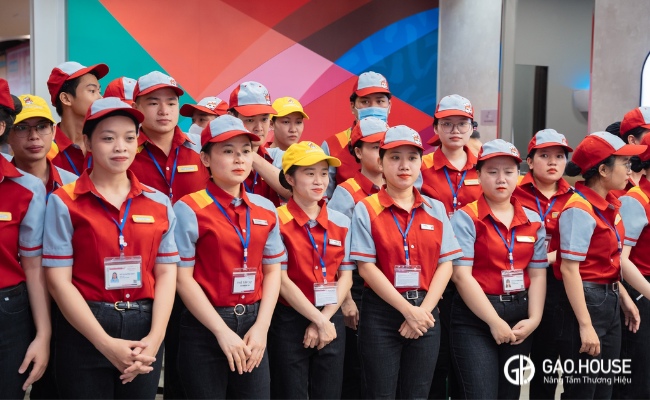 áo thun đồng phục jollibee